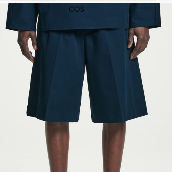 COS Deep Blue Men's Shorts - Picture 2 of 9